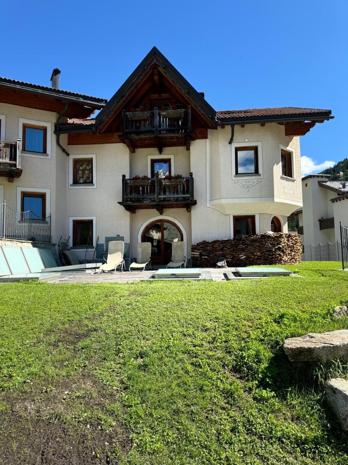 Chalet La Rugiada Бормио Экстерьер фото